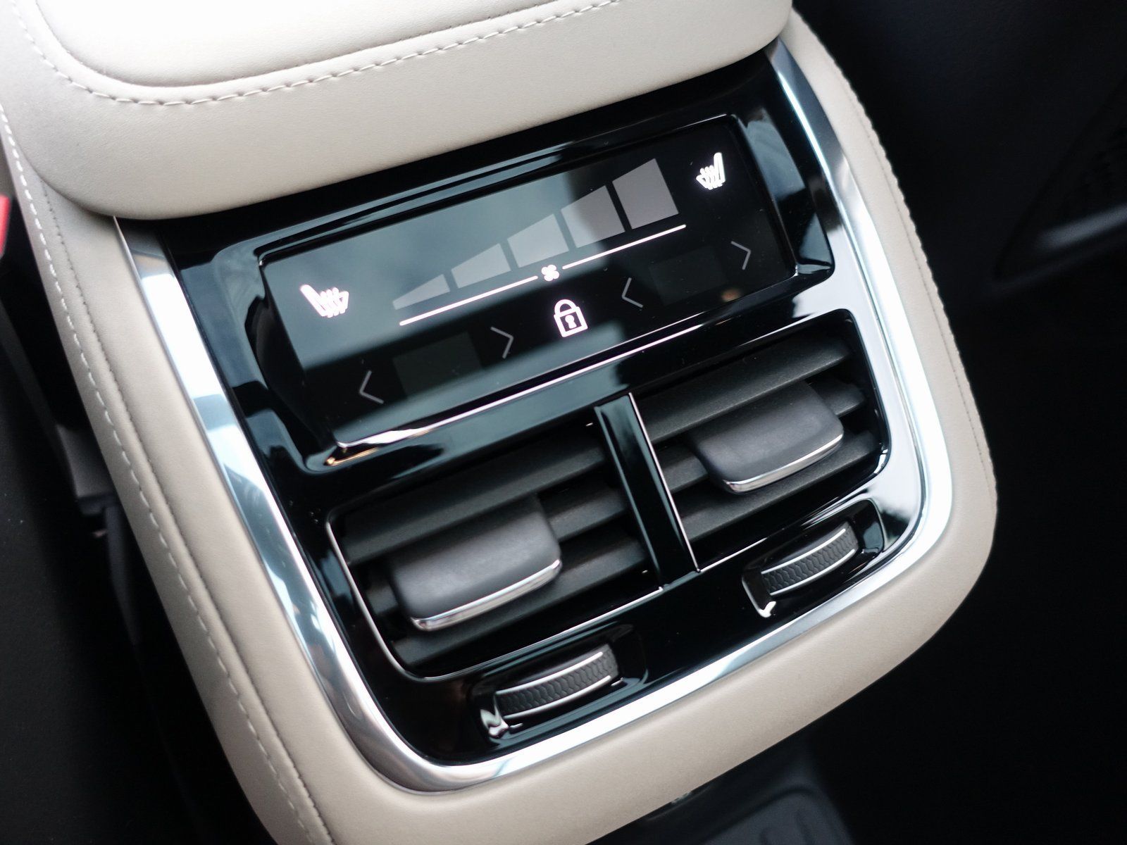 Volvo XC90 Ultra T8 AWD/Massage/B&W/Pano/360°/FourC