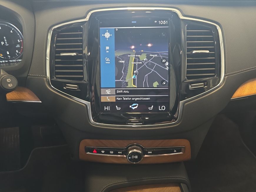 Volvo XC90 B5 D AWD Inscription - Samsaru's Car Outlet