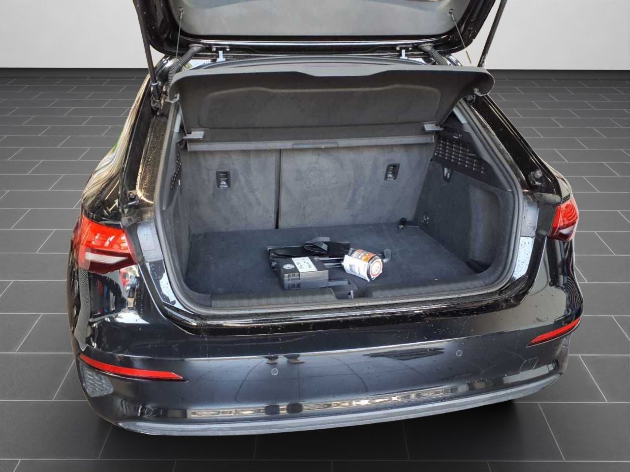 Audi A3 Sportback 30 TFSI S tronic SITZHZG NAVI PLUS