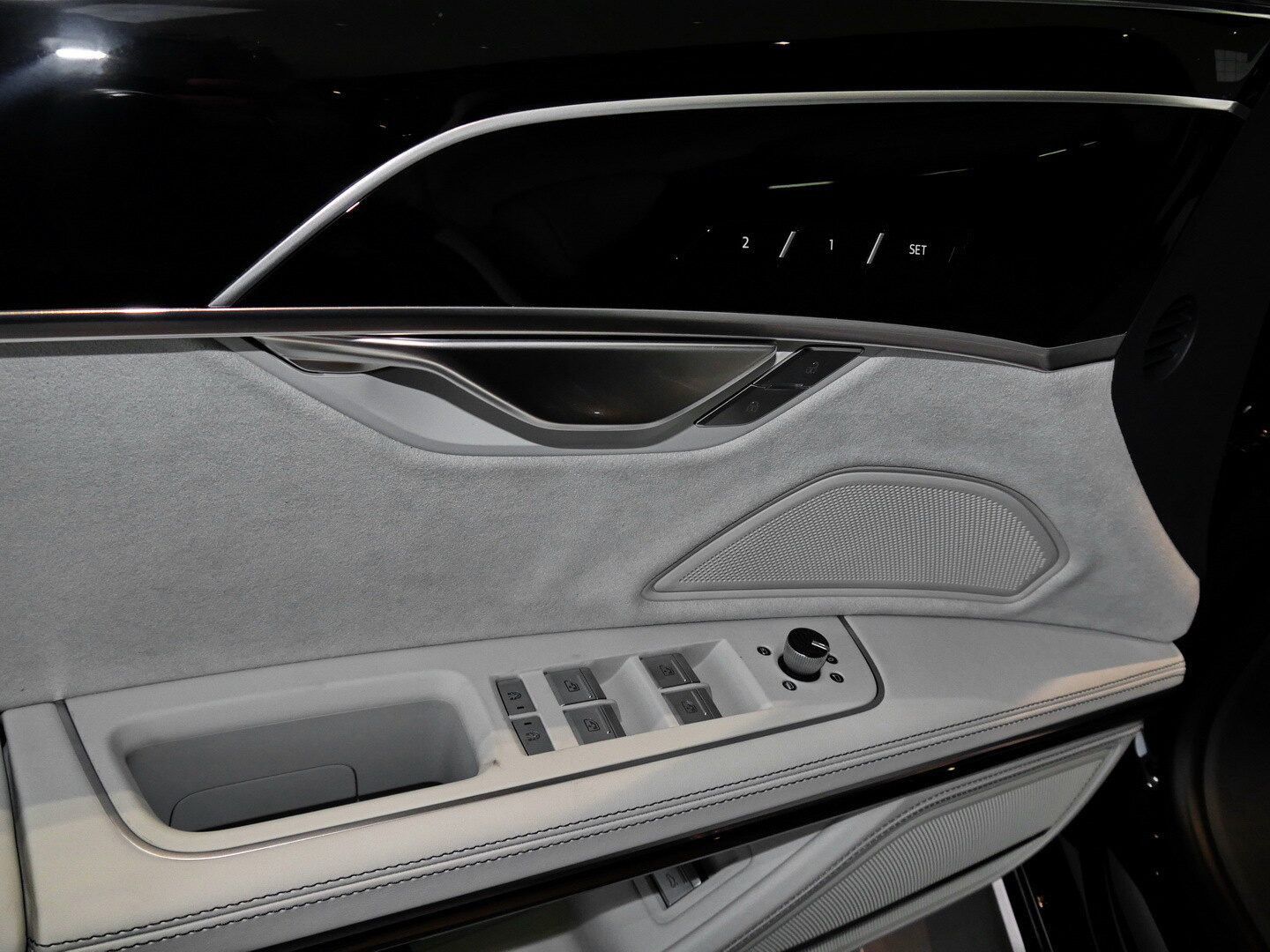 Audi A8 60 TFSI quattro S line - Samsaru's Car Outlet