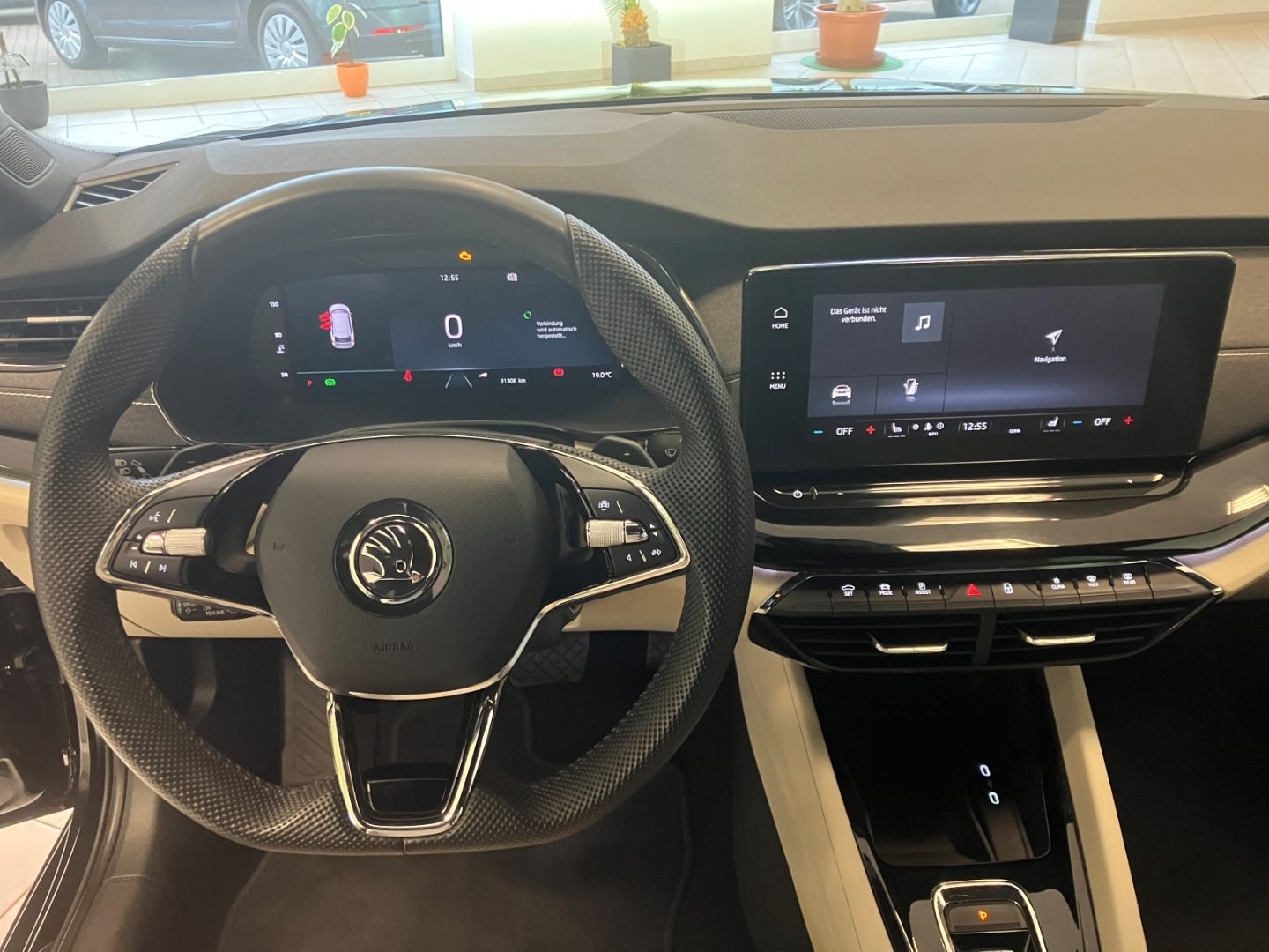 Skoda Octavia 2.0 TDI Combi - Samsaru's Car Outlet