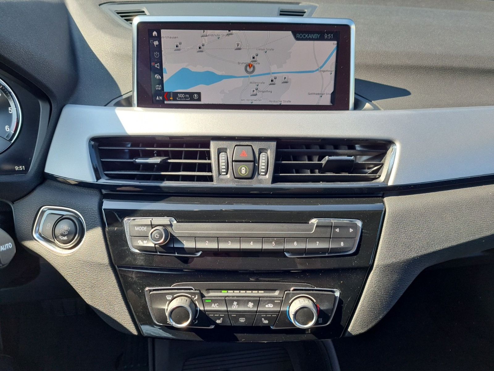 BMW X1 18d xDrive Business - Samsaru's Car Outlet
