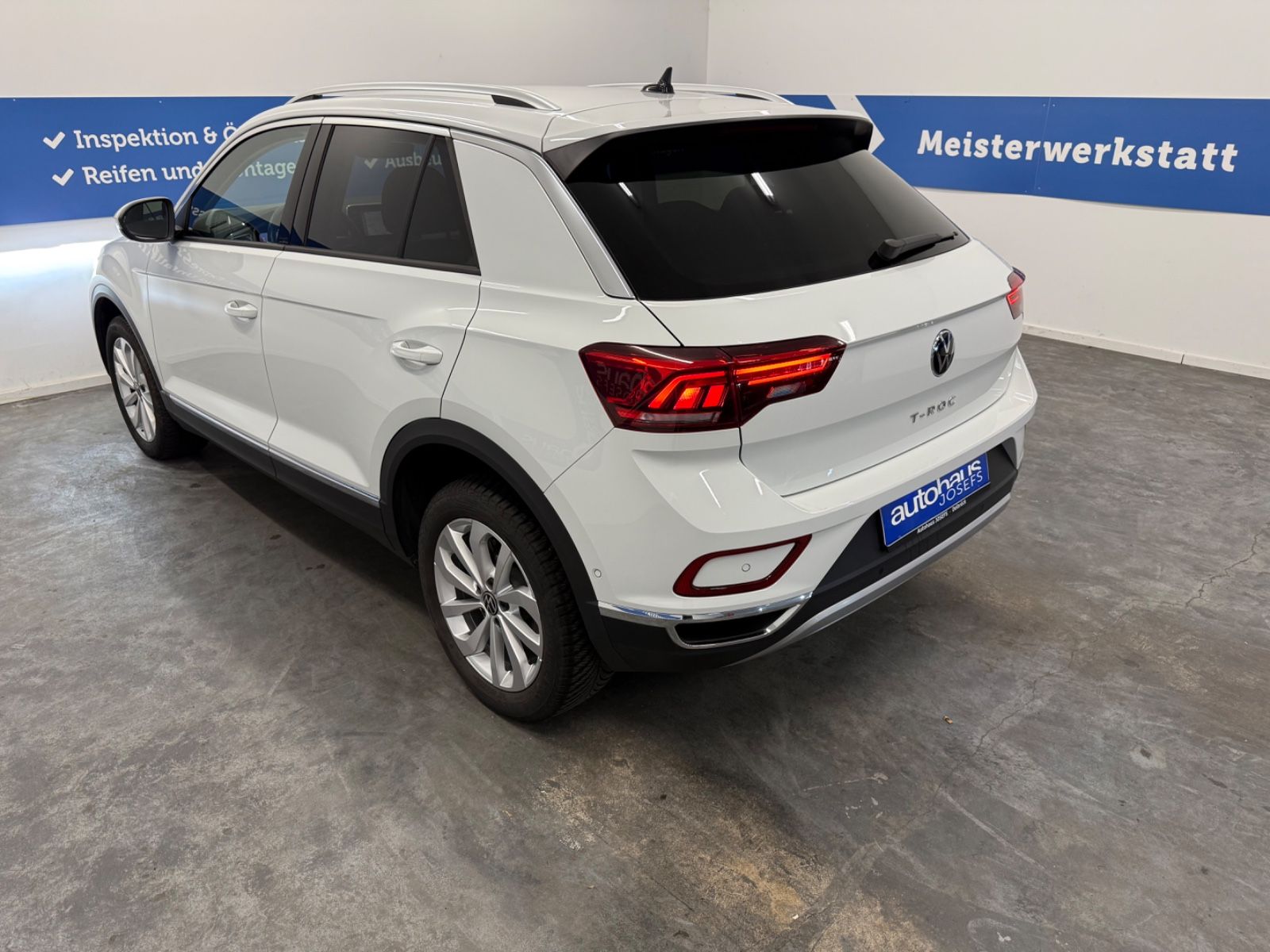 Volkswagen T-Roc 2.0 TDI DSG VirtuCock - Samsaru's Car Outlet