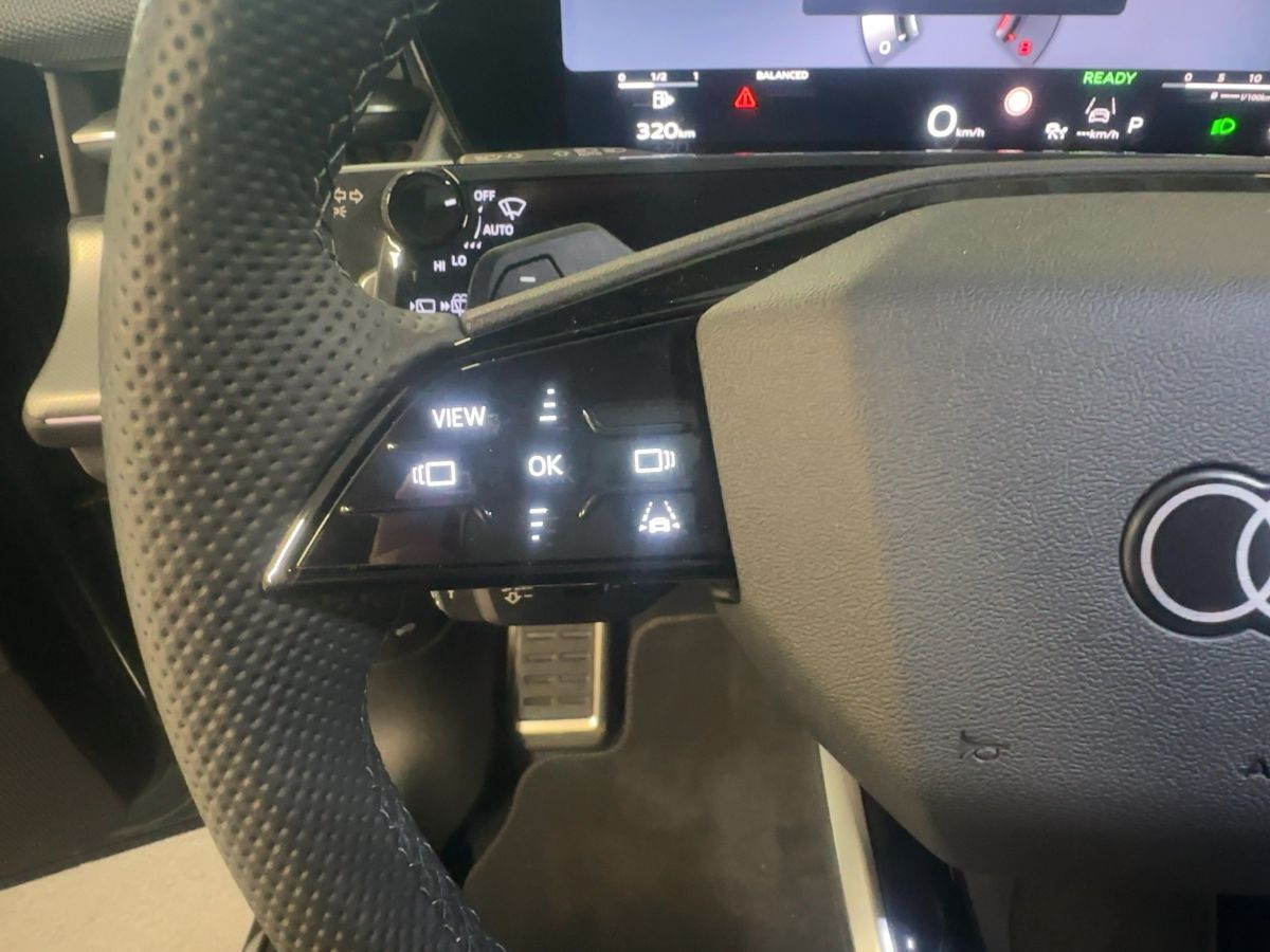 Audi Q3 TFSI S tronic 2xS LINE/TECH-PRO/LM20/AHK