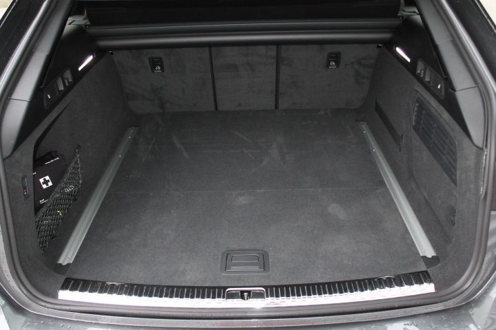 Audi A6 Avant 45 TDI S-Line Sport - Samsaru's Car Outlet