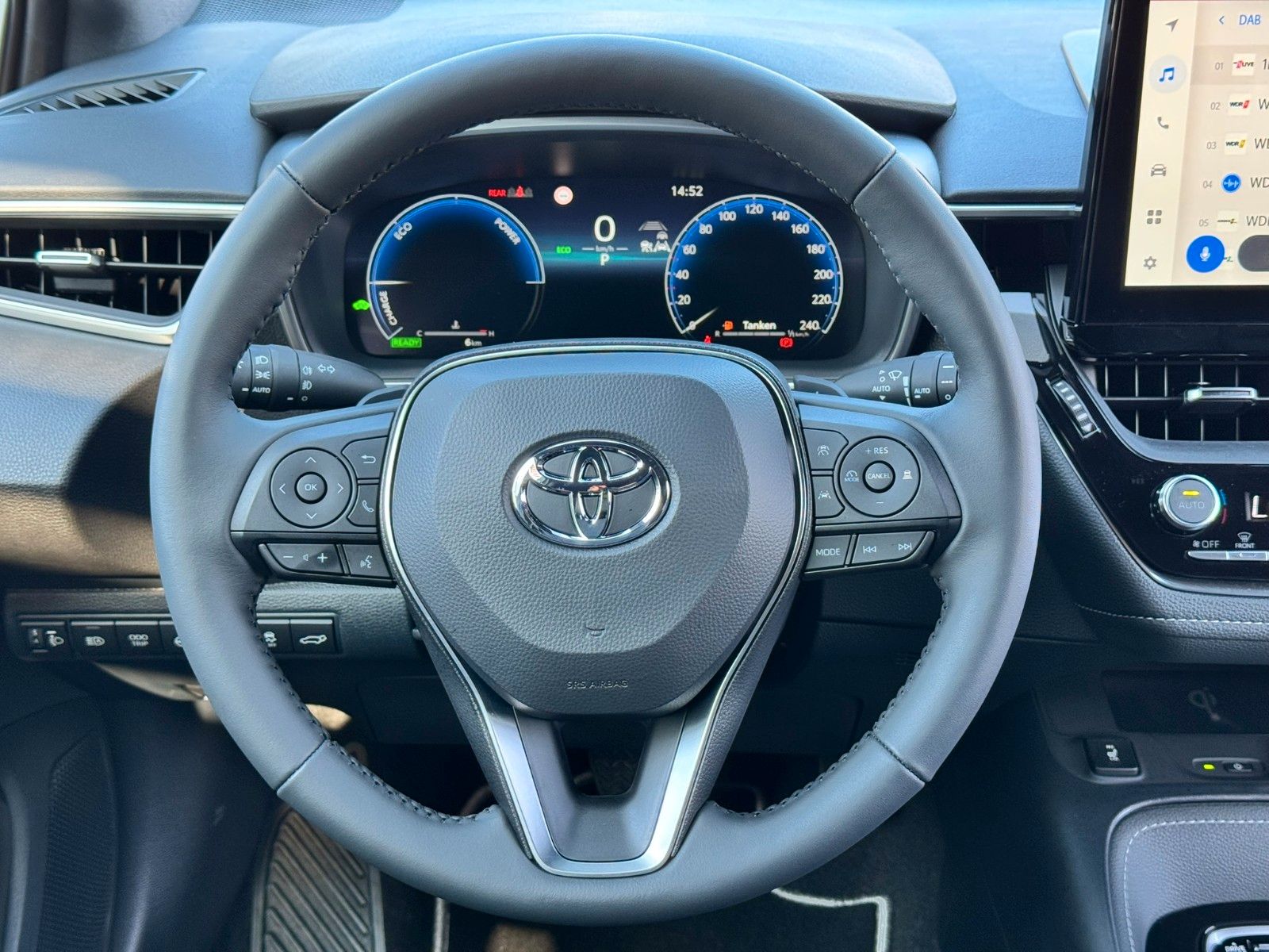 Toyota Corolla 2.0l Teamplayer | el. Heckklappe | LED