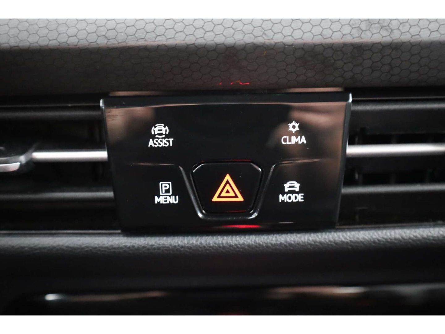 Volkswagen Golf 2.0 TDI GTD DSG NAV/Matrix/AHK/Leder/P-Dach