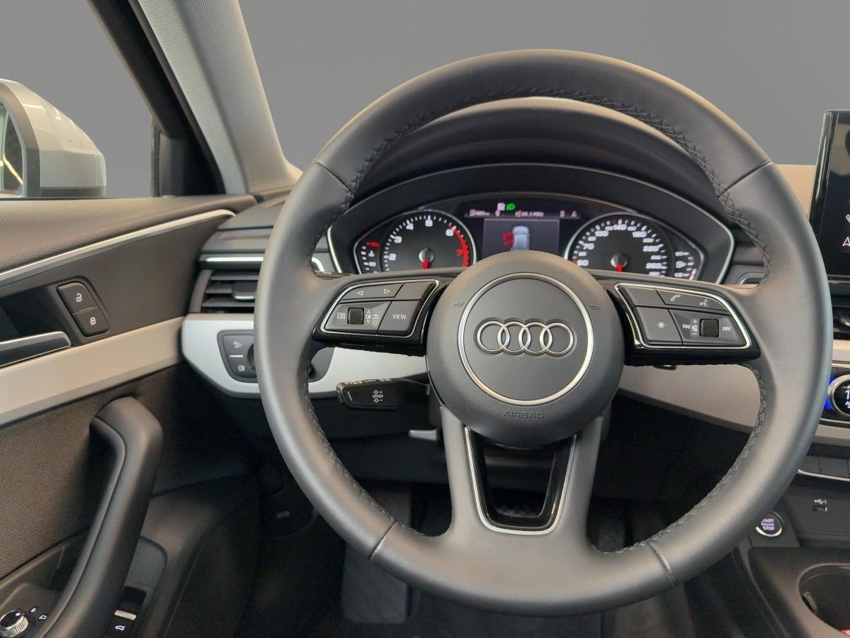 Audi A4 Avant 35 TFSI - Samsaru's Car Outlet