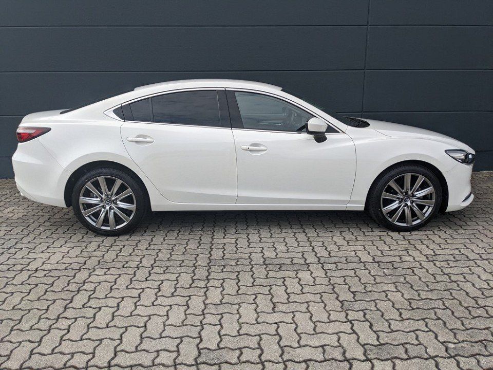Mazda 6 4-Türer 2.5l Exclusive Bose Matrix-LED 360° Ka