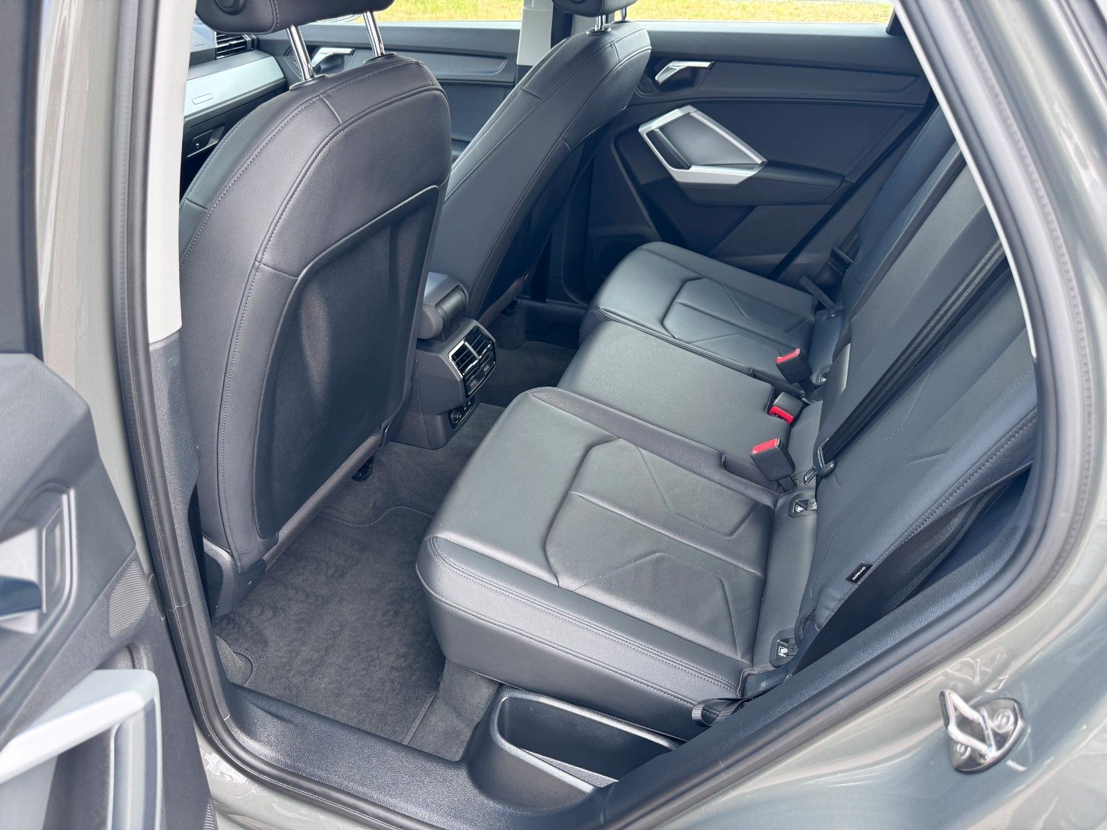 Audi Q3 Sportback 45 TFSI quattro - Samsaru's Car Outlet