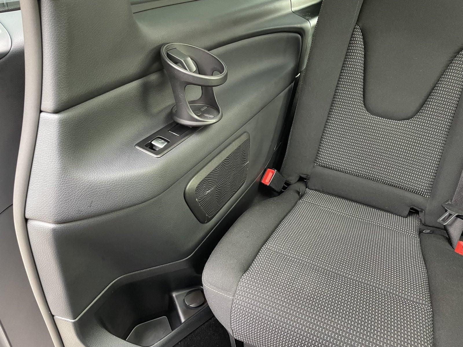 Mercedes-Benz V 220 d 4MATIC ED - Samsaru's Car Outlet