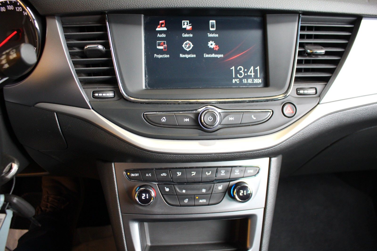 Opel Astra K Sports Tourer Business - Samsaru's Car Outlet