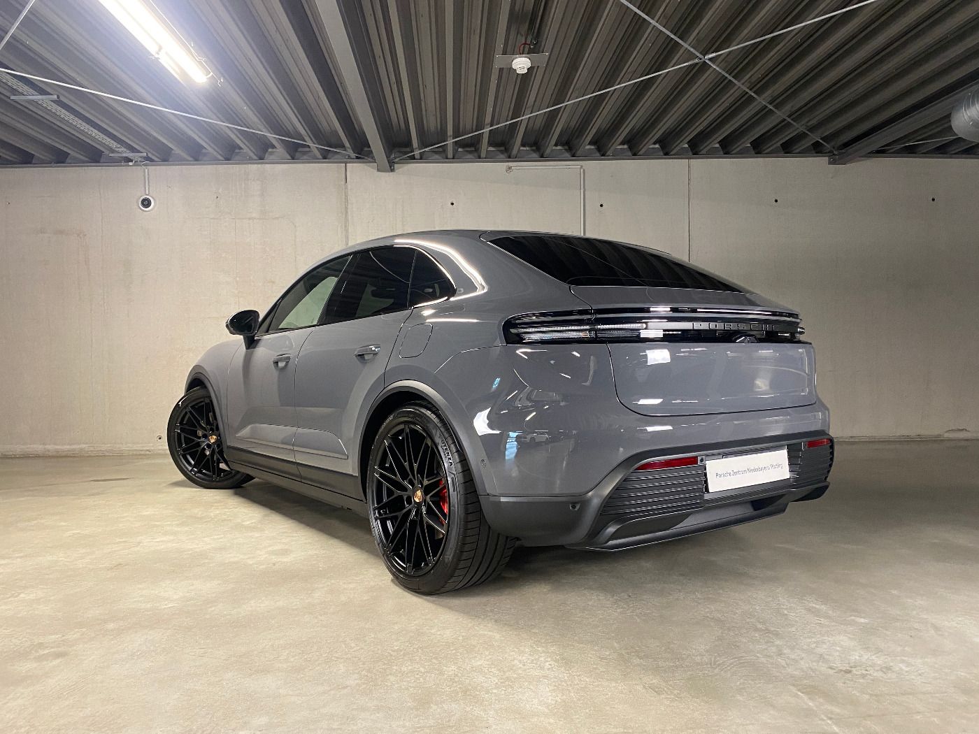 Porsche Macan 4S | Hinterachslenkung | Panorama | AHK |
