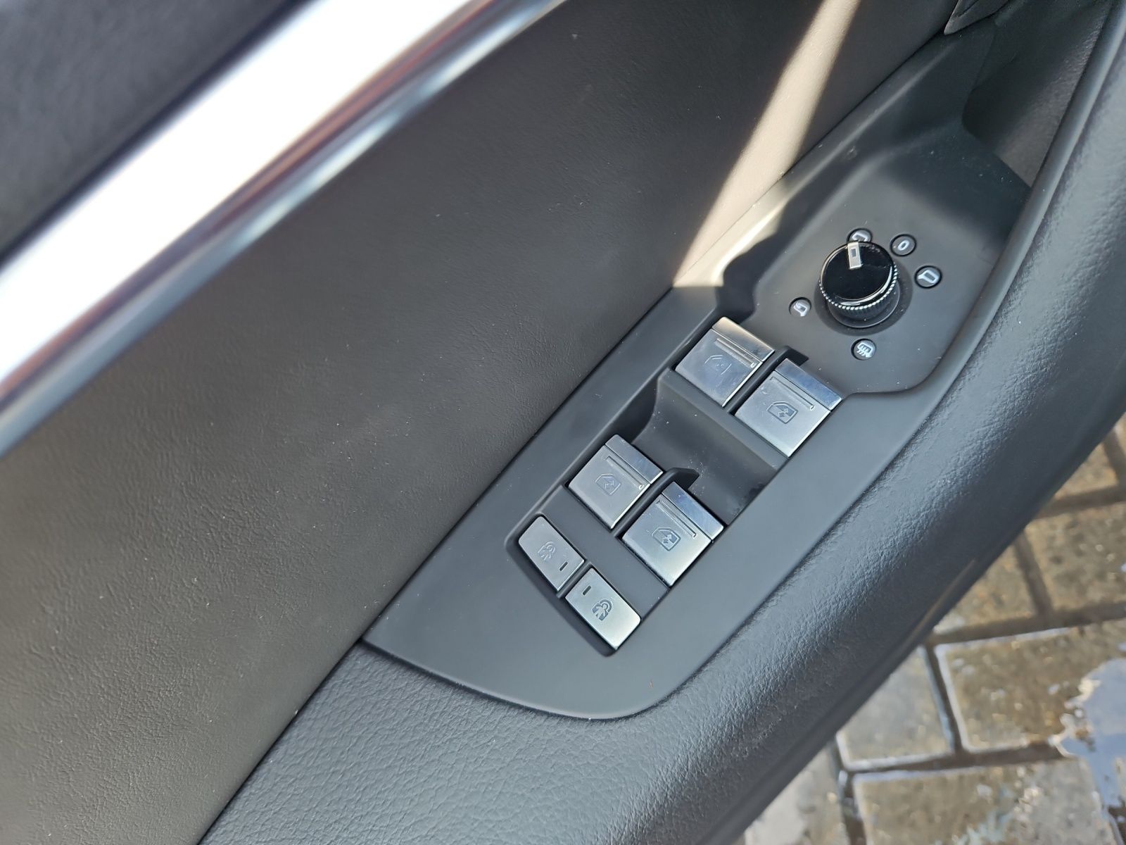 Audi A6 Avant 40 TDI S tronic quattro S line - Samsaru's Car Outlet