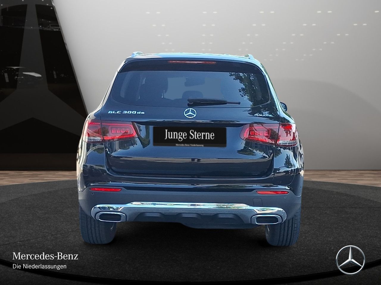 Mercedes-Benz GLC 300 de 4M - Samsaru's Car Outlet