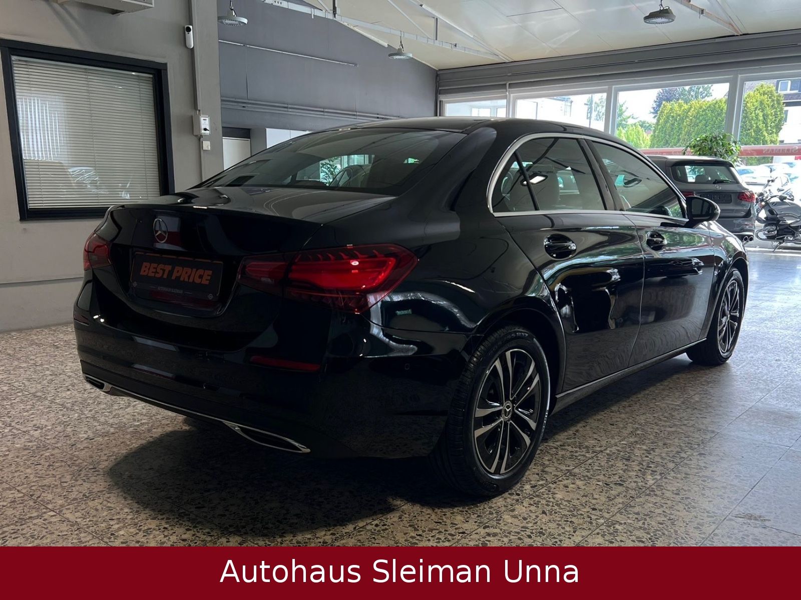 Mercedes-Benz A 180 A -Klasse - Samsaru's Car Outlet
