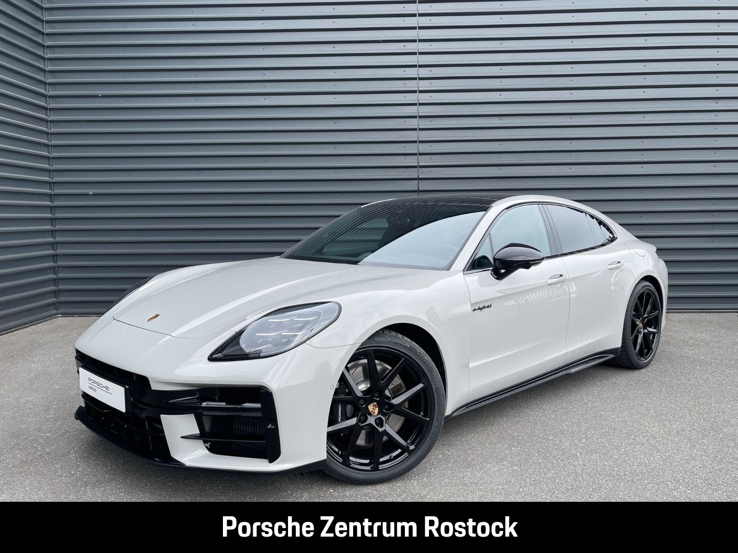 Porsche Panamera 4 E-Hybrid Active-Ride Burmester