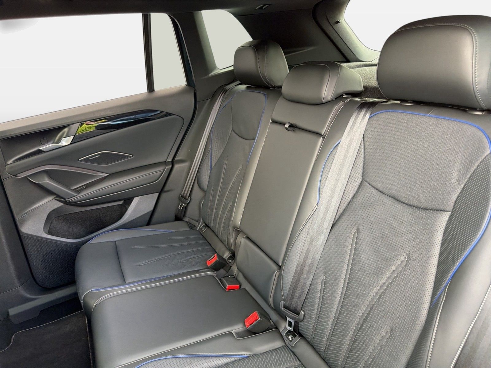 Volkswagen Tiguan 1.5 TSI eHybrid  DSG RLine BlackStyle H&K