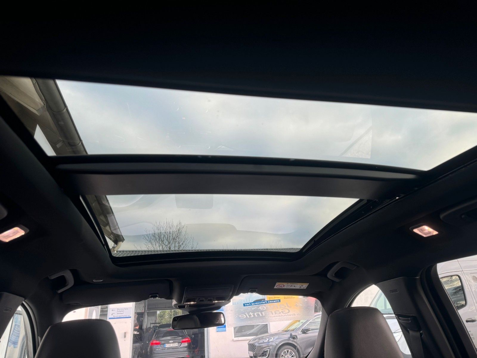 Ford Kuga ST-Line X 2.0l EcoBlue 4x4 - Samsaru's Car Outlet