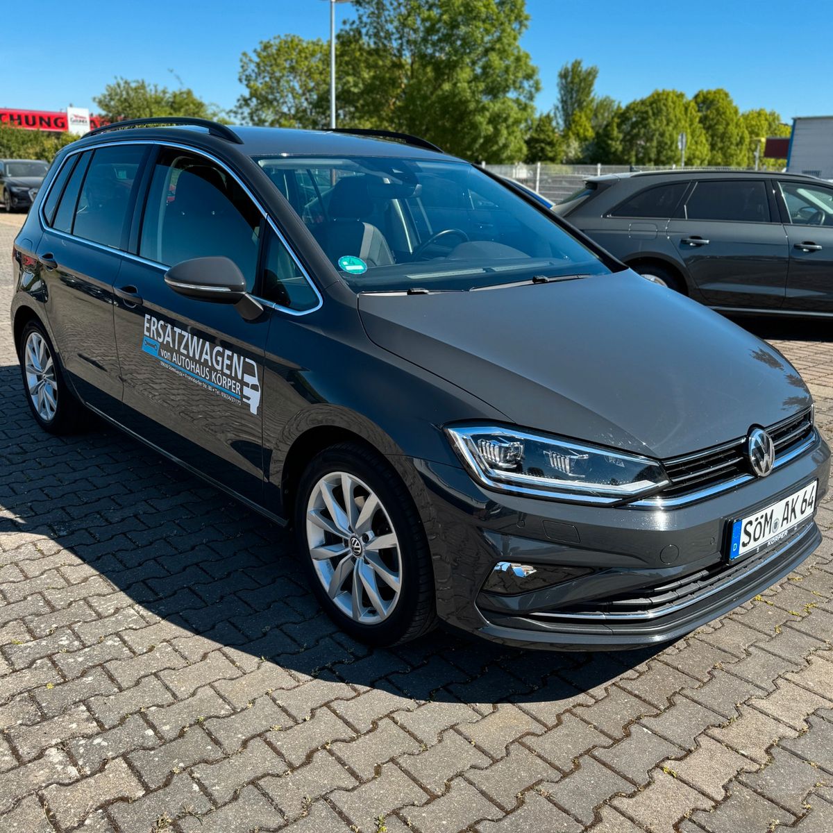 Volkswagen Golf Sportsvan VII Highline 2.0 TDI - Samsaru's Car Outlet