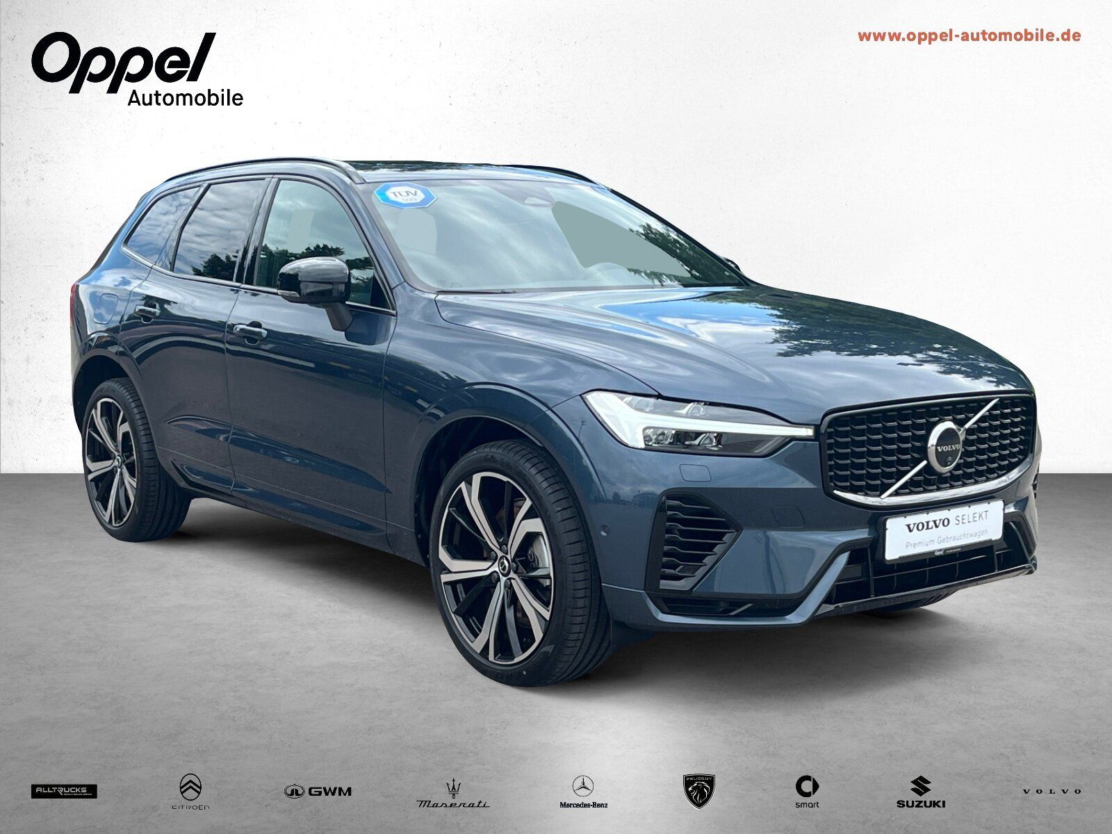 Volvo XC 60 T8 AWD Ultimate Dark AHK+RFK+PANO+SITZHZG