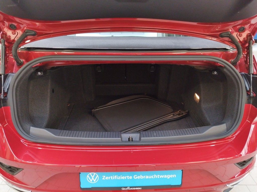 Volkswagen T-Roc 1.5 TSI R-Line - Samsaru's Car Outlet