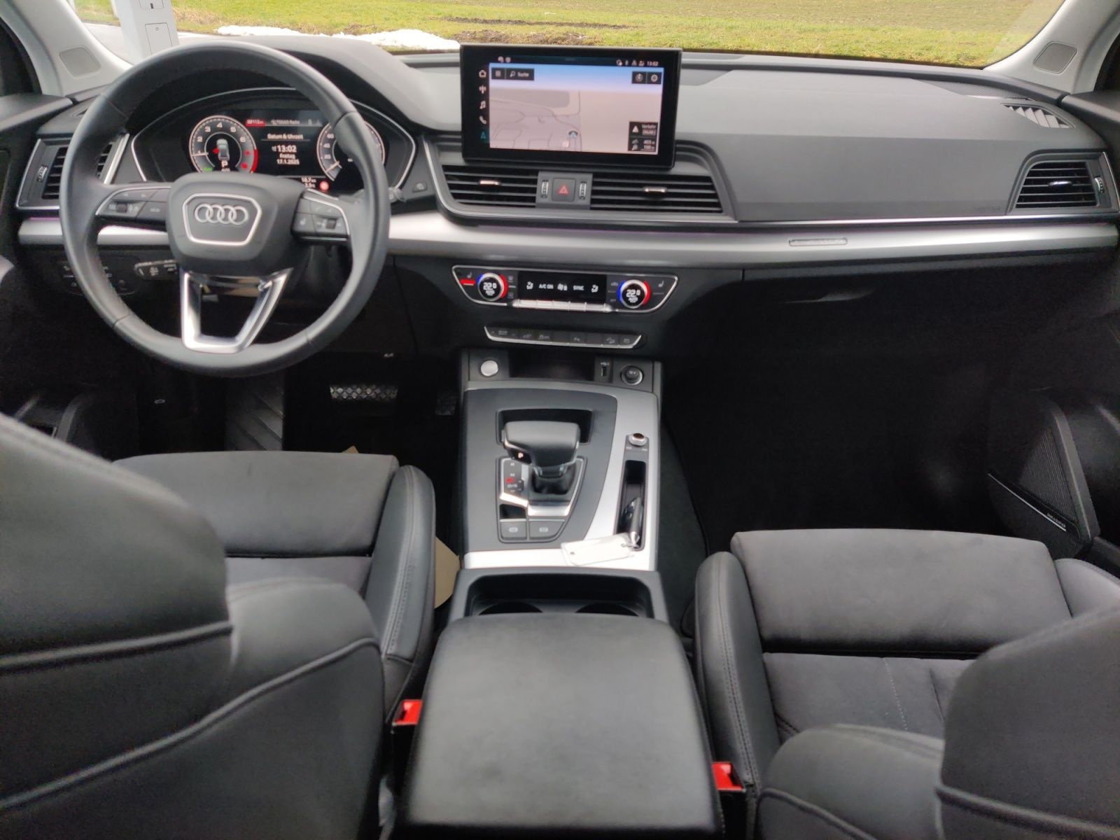 Audi Q5 55 TFSI e q. S-Tronic S-Line - Samsaru's Car Outlet