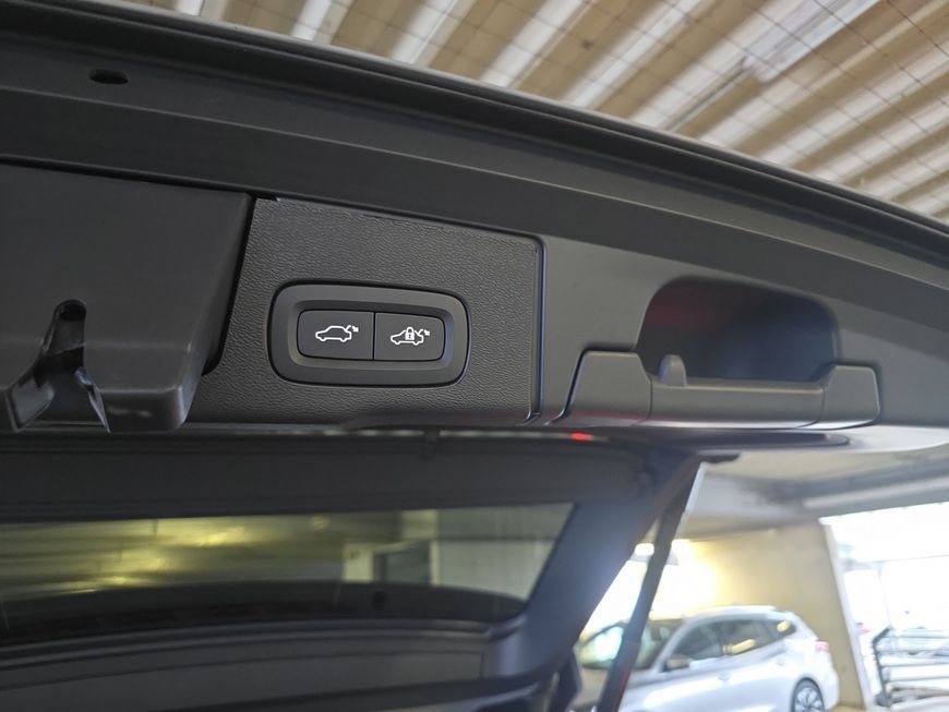 Volvo XC60 B5 B AWD Core