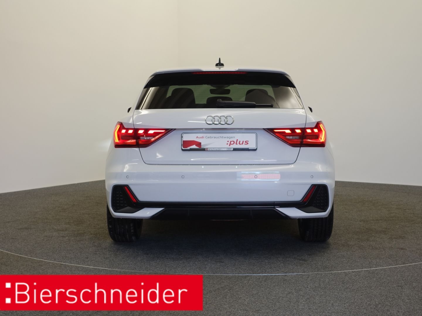 Audi A1 Sportback 25 TFSI S tronic line - Samsaru's Car Outlet