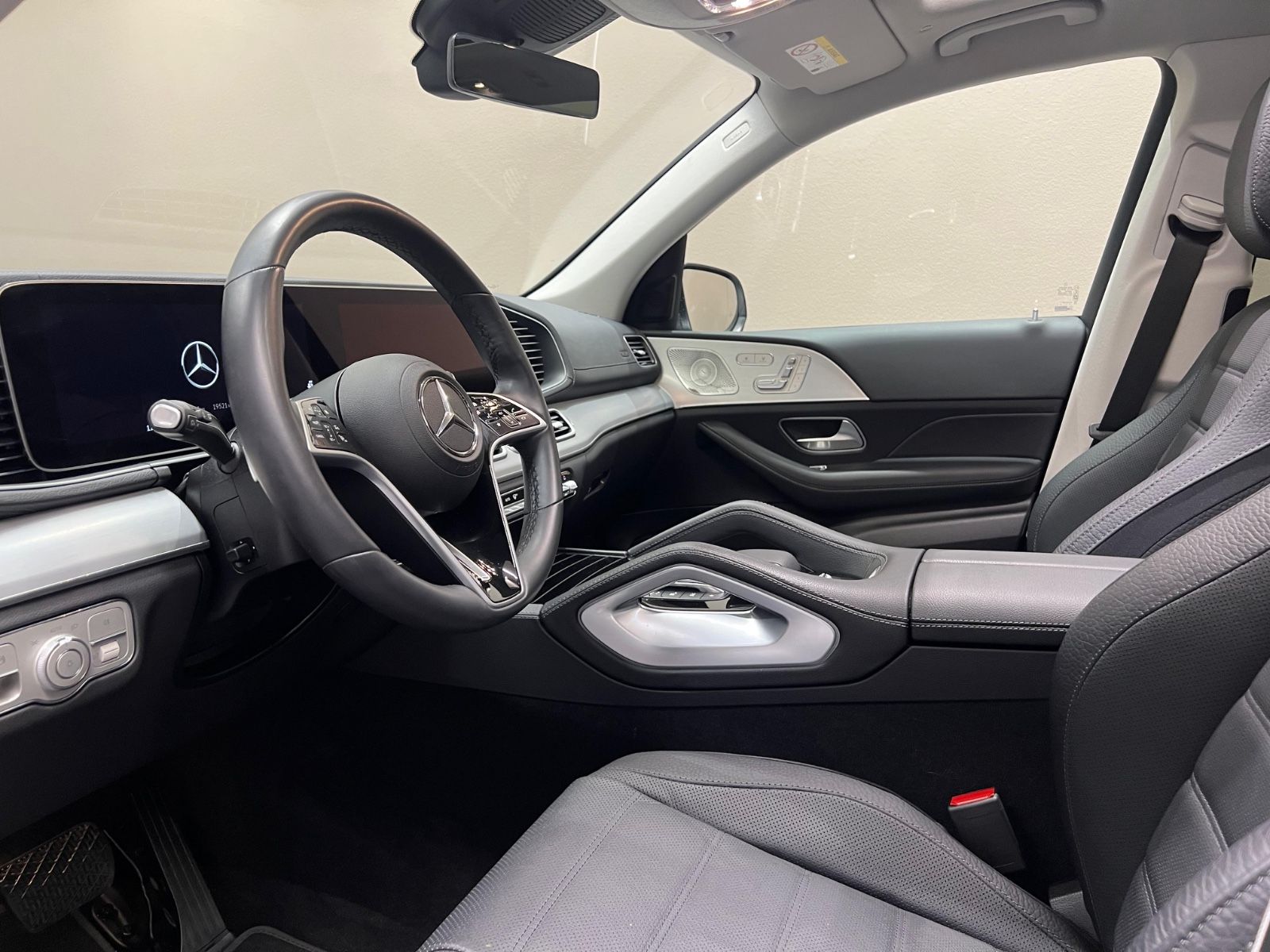 Mercedes-Benz GLS350 d 4M - Samsaru's Car Outlet
