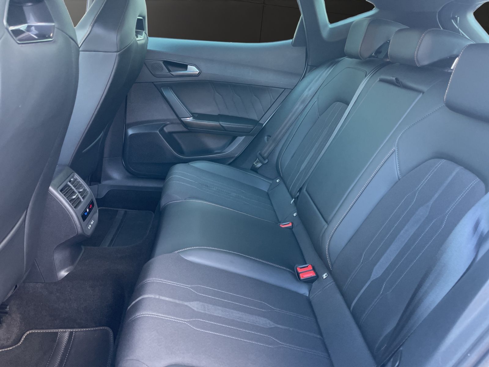 Cupra Formentor VZ 2.0 TSI 4Drive DSG 310 PS AHK/SHZ/R