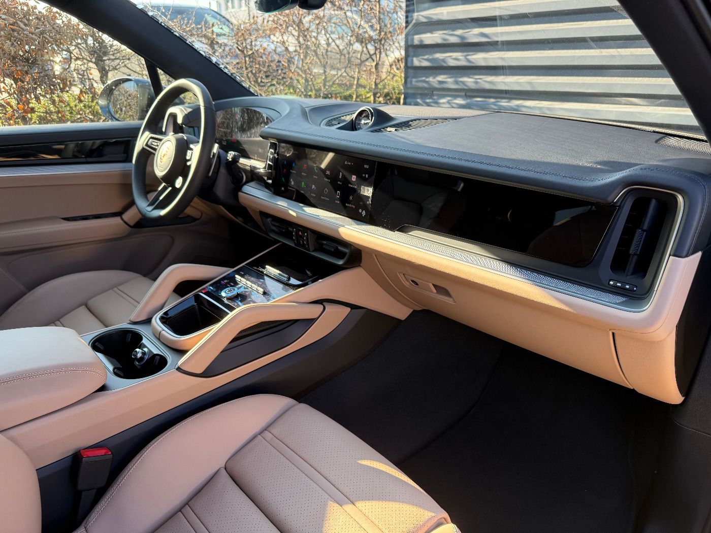 Porsche Cayenne E-Hybrid | Luftfederung | Panorama | AHK