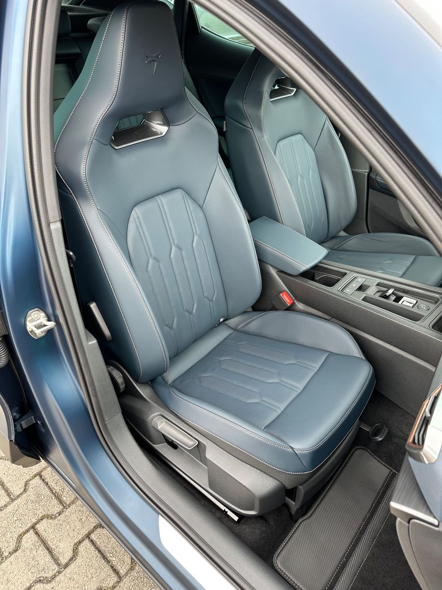 Cupra Formentor VZ5 4Drive - Samsaru's Car Outlet