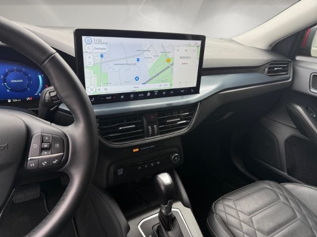 Ford Focus Turnier Active X + el. Panoramadach + Lede