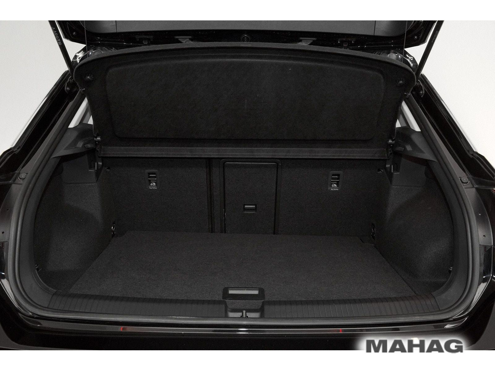 Volkswagen T-ROC 1.0 TSI Life - Samsaru's Car Outlet