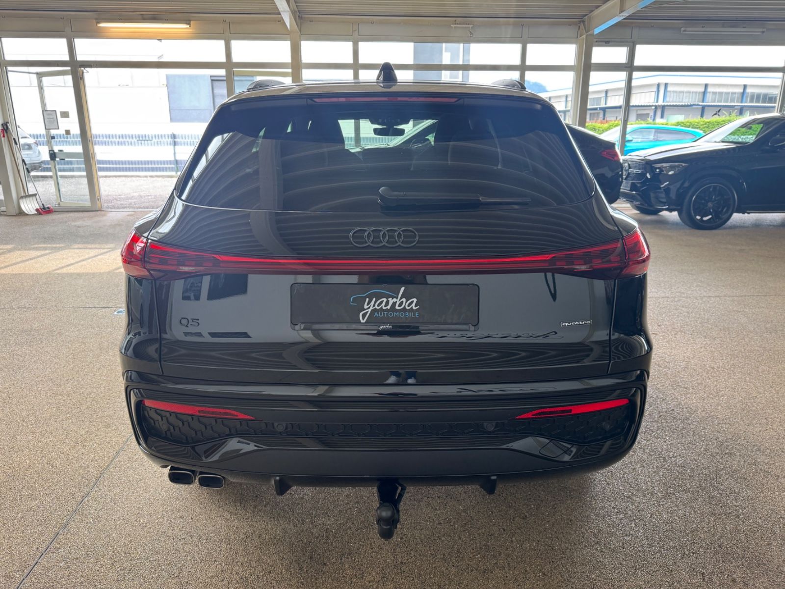 Audi Q5 2.0 TDI quattro S-Line - Samsaru's Car Outlet