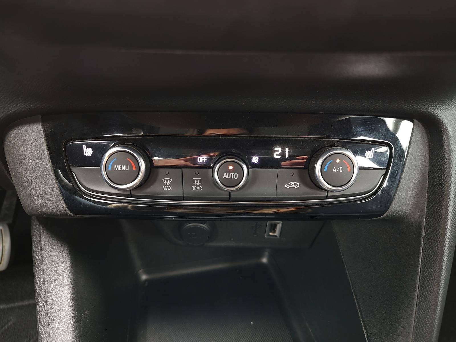 Opel Corsa F e Elegance - Samsaru's Car Outlet