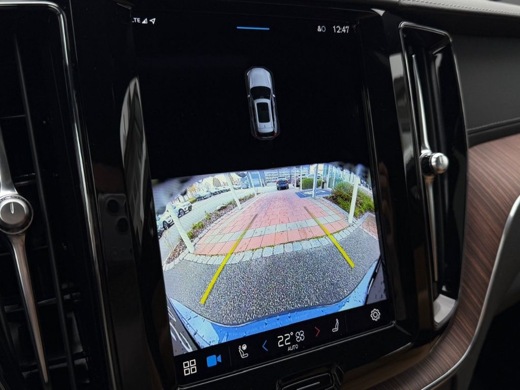 Volvo XC60 Ultimate Dark Recharge Plug-In Hybrid T8 AW