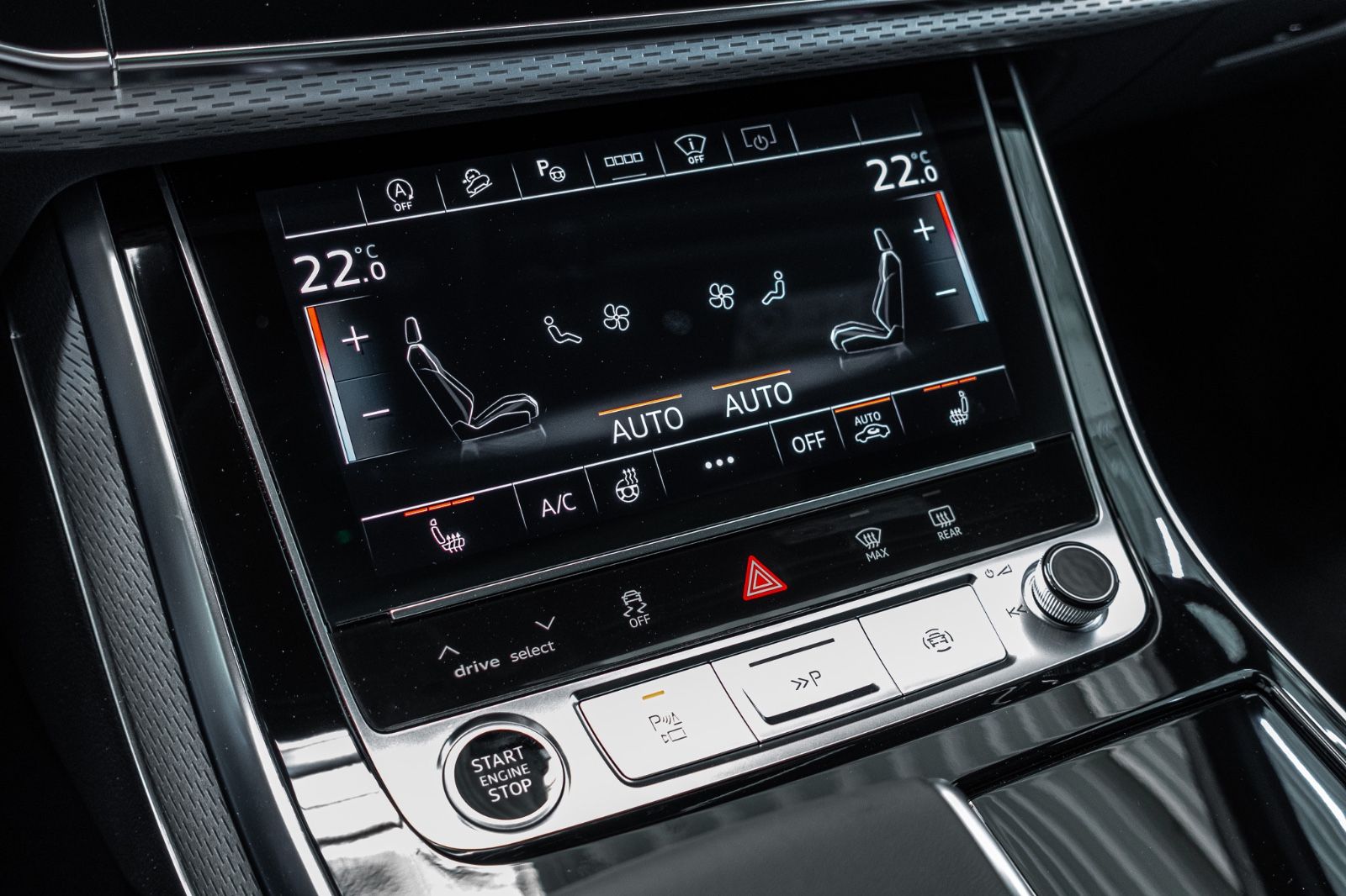 Audi Q7 50TDI Quattro SLine LUFT*AHK*MATRIX*PANO*22"