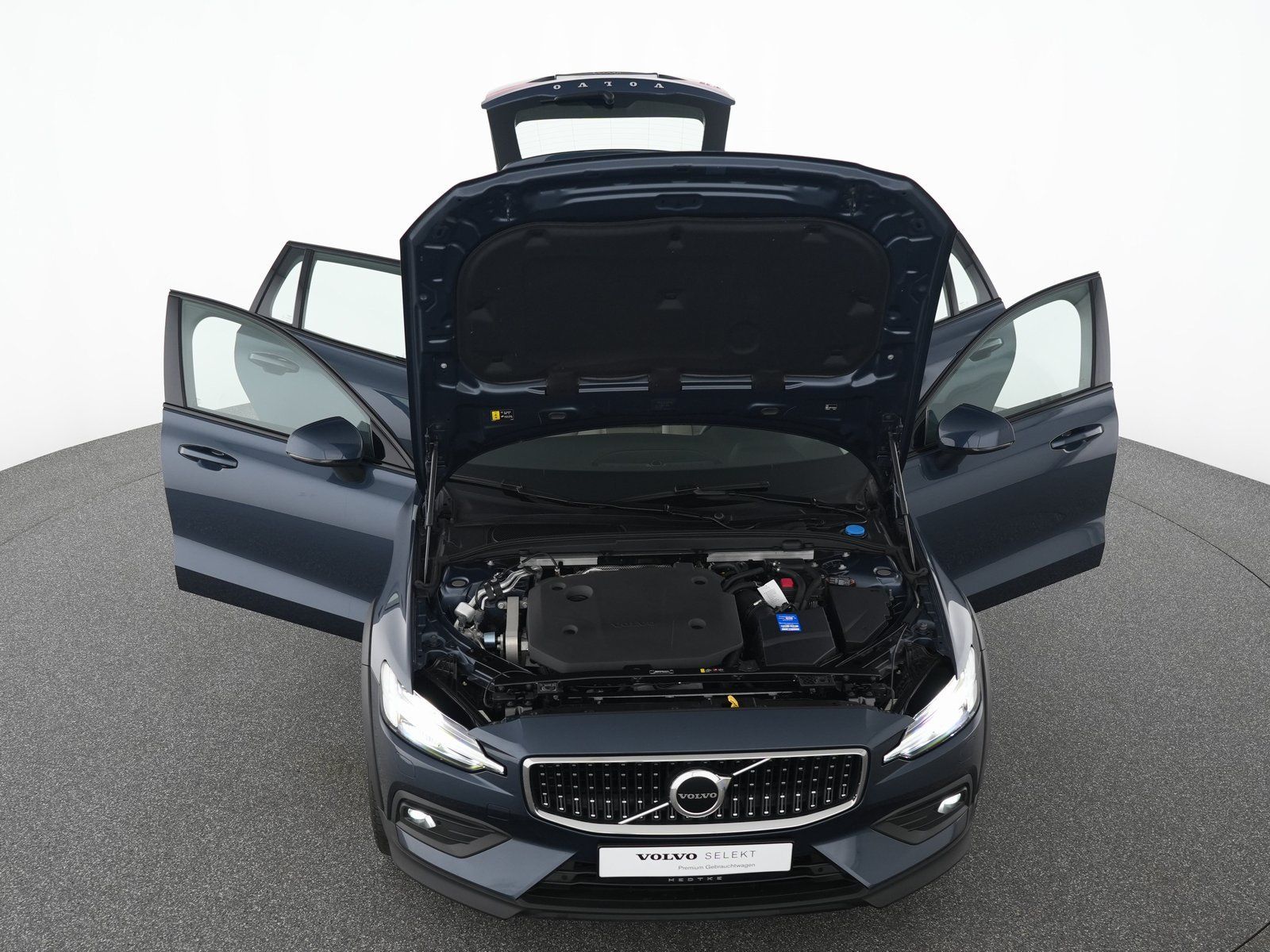 Volvo V60 CC B4 AWD Plus SONDERFINANZIERUNG 1,99%*