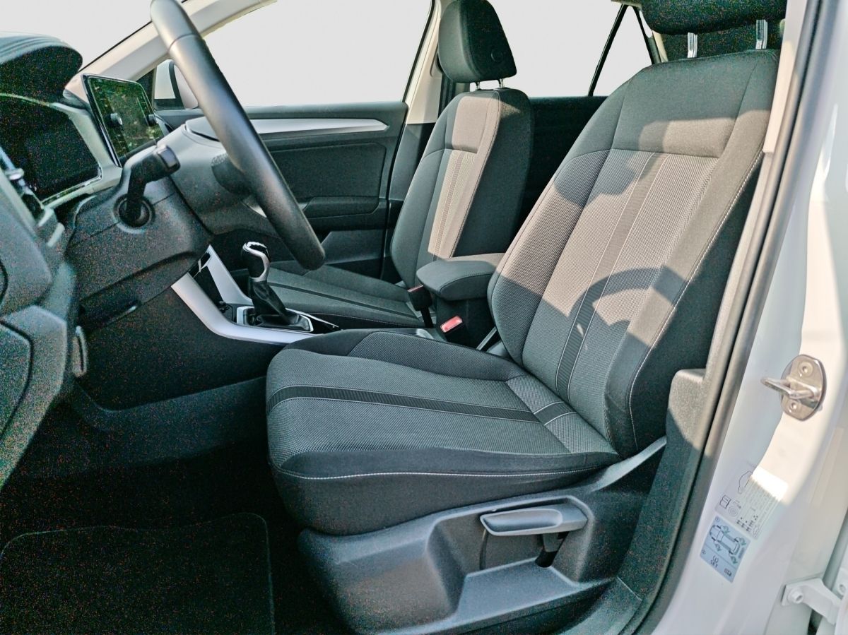 Volkswagen T-Roc LIFE 1.0 TSI - Samsaru's Car Outlet