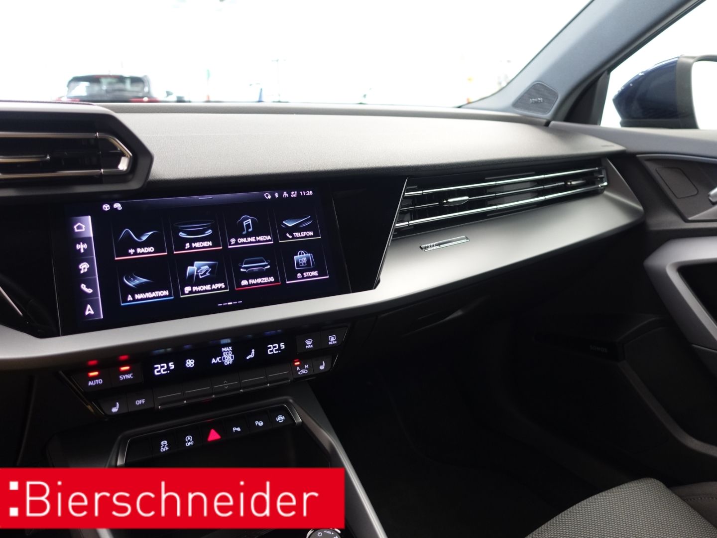 Audi A3 Limousine 35 TFSI S tronic advanced - Samsaru's Car Outlet