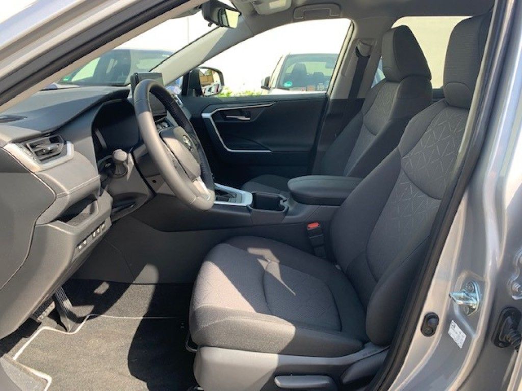 Toyota RAV 4 2.5 4x2 Hybrid Teamplayer (XA5)