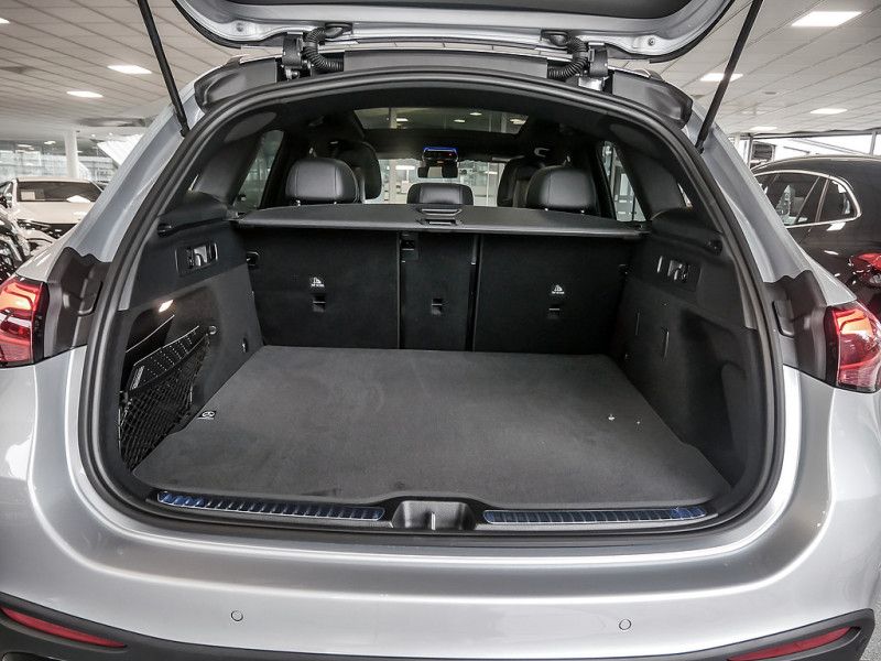 Mercedes-Benz GLC 220 d 4M AMG NIGHT MEMO 360 AHK DISTR KAMERA