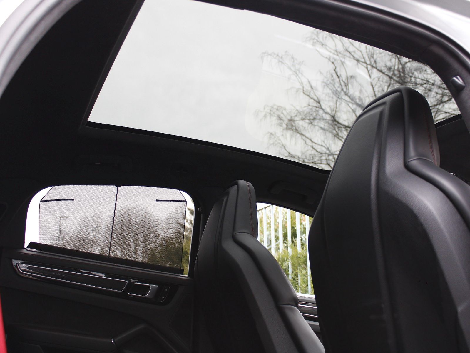 Porsche CAYENNE GTS COUPE MAX.VOLL *CARBON*NiGHT*PANO*22