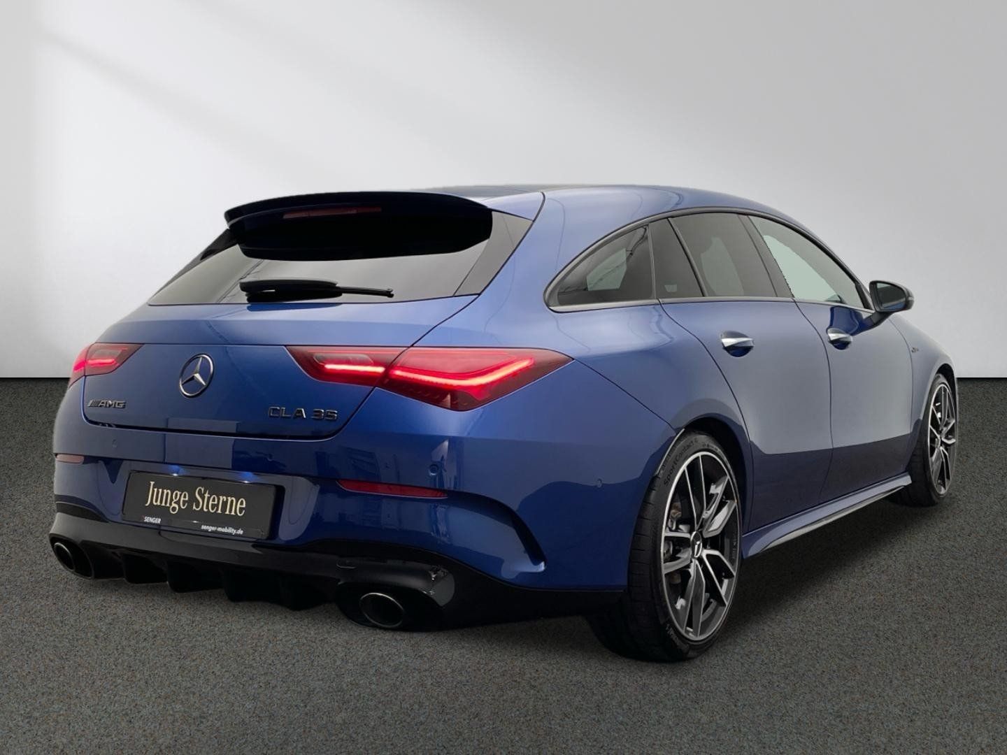 Mercedes-Benz CLA 35 AMG 4M - Samsaru's Car Outlet