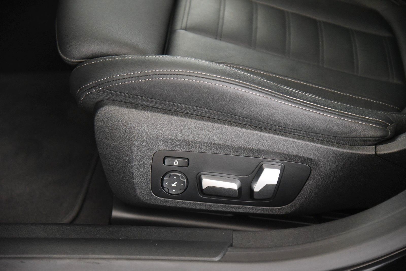 BMW i4 eDrive35 Gran Coupé M Sport Laser H&K AHK DAB