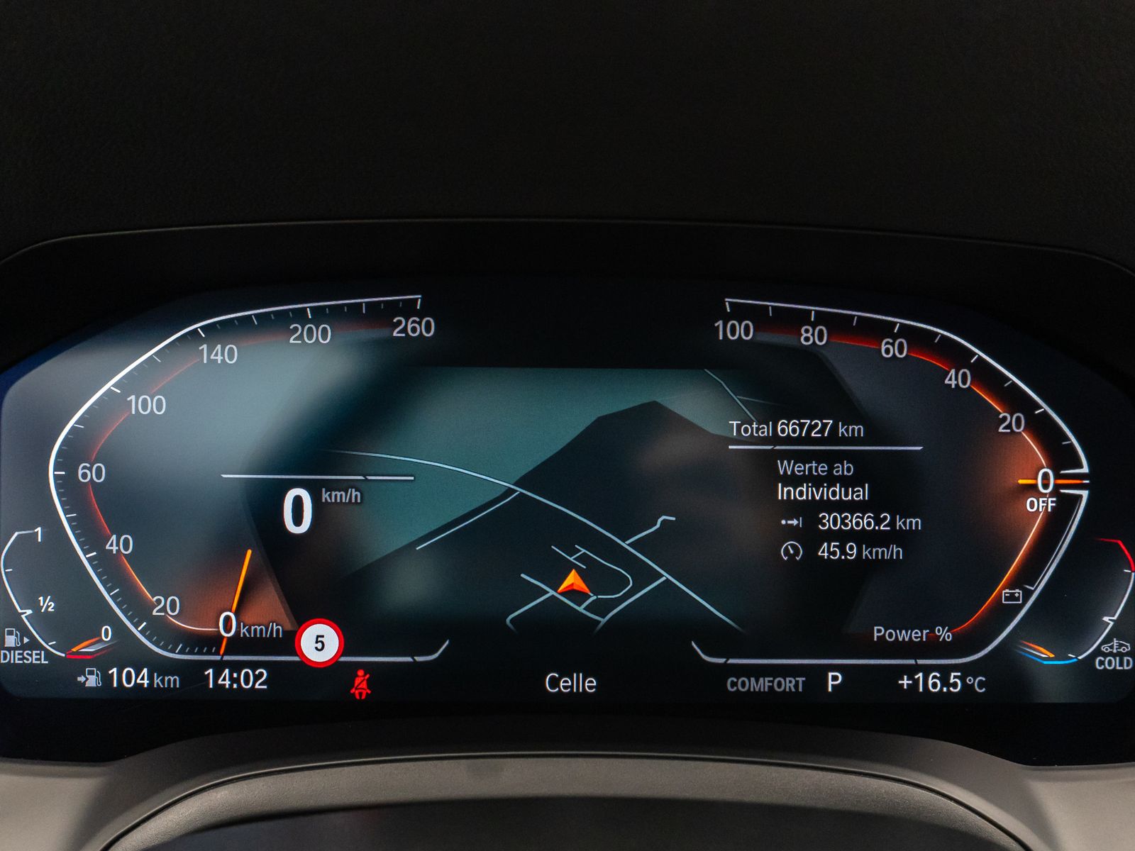 BMW 320d xD Sport Line - Samsaru's Car Outlet