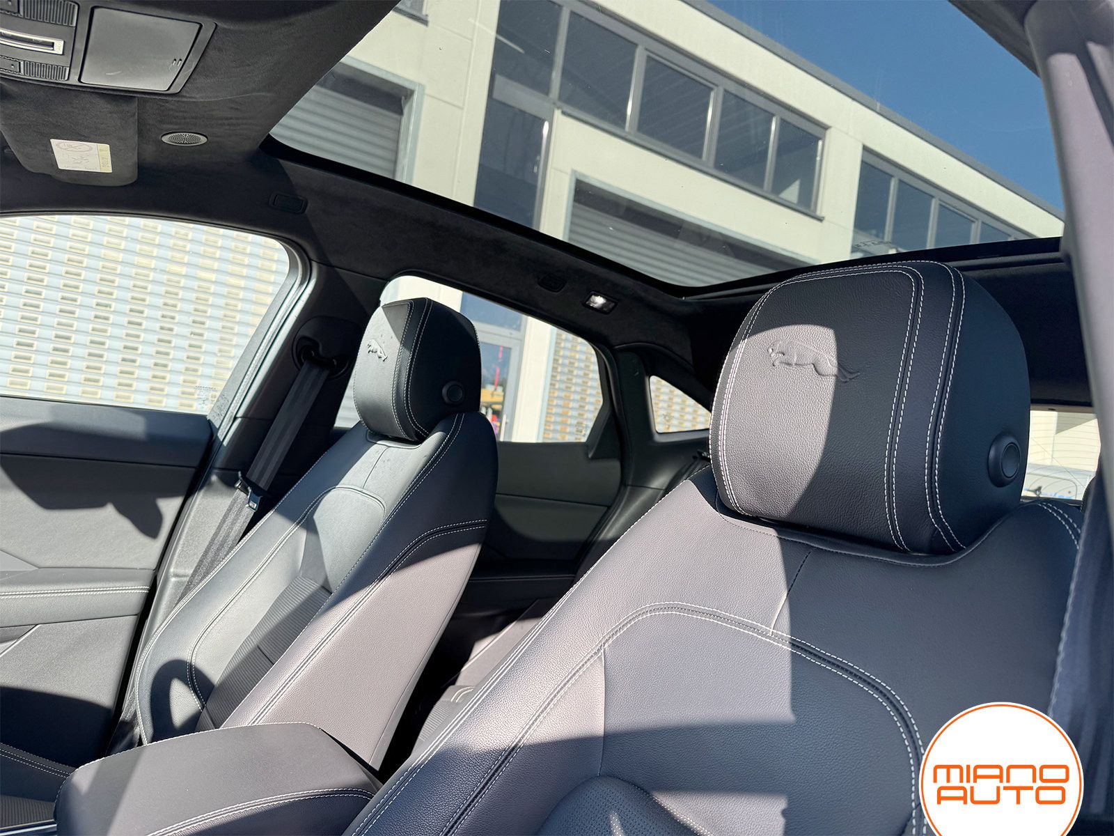 Jaguar E-PACE R-Dynamic S AWD *Mod. 2022|Pano|BlackPack