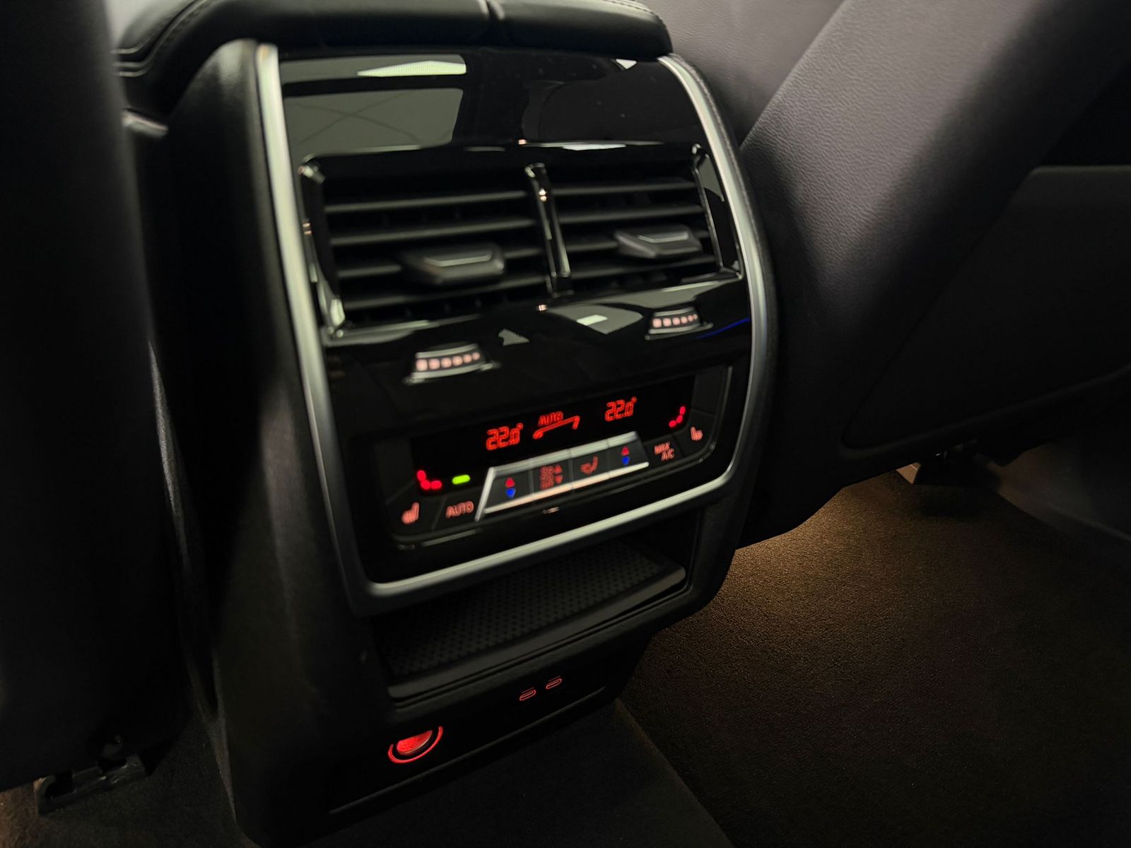 BMW X7 xD40d M Sport Pro*PANO-SKY*HUD*STHZG*H-K*SOFT